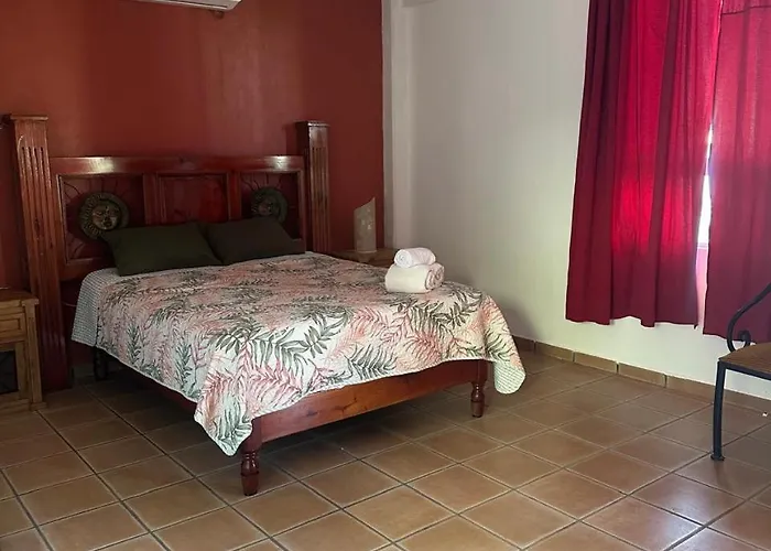 Kaa Zihil Hotel *